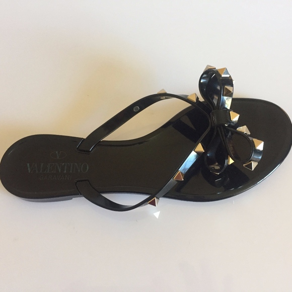 Valentino Garavani Rockstud PVC Flip Flop Thong - Picture 6 of 8